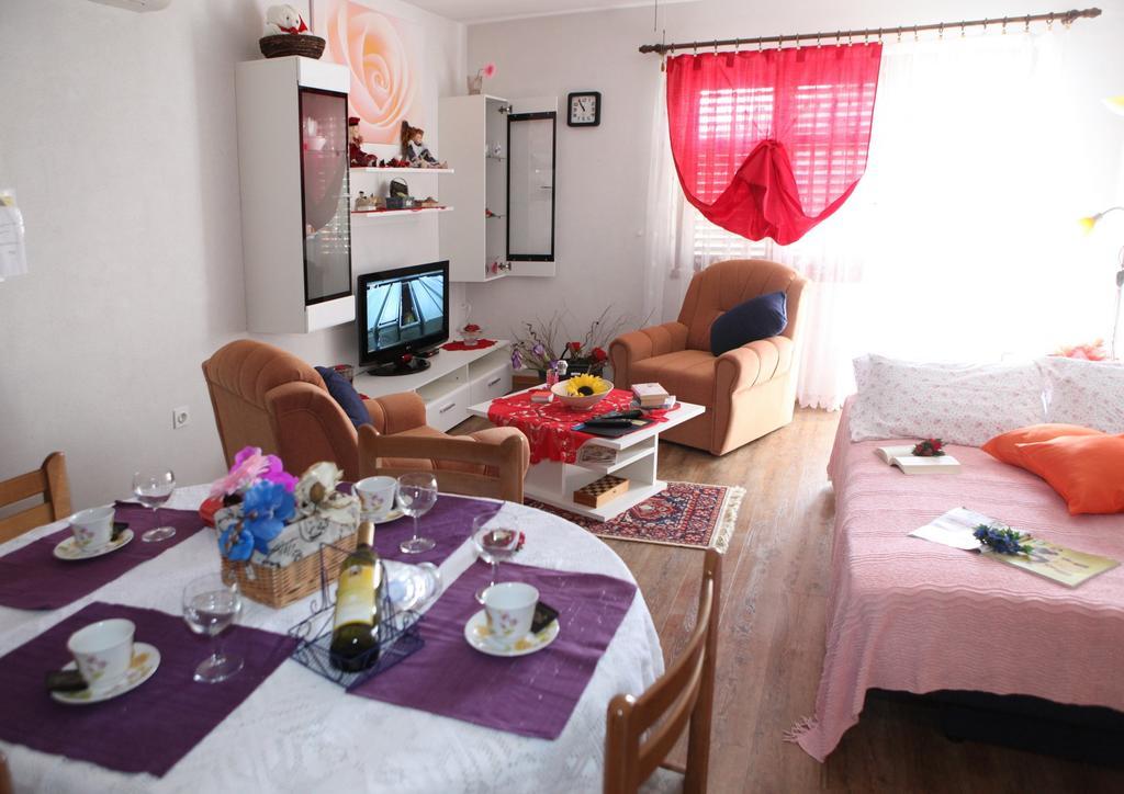 Apartments Adelita Porec Exterior photo